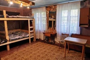 Частная усадьба Дім мандрівника. Эконом 4-местный + 6 Большая комната 6