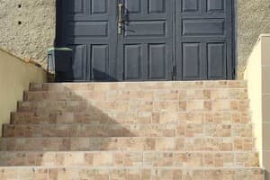 Дворівневі Лофт-Апартаменти у Старому місті 2