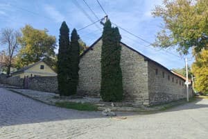 Дворівневі Лофт-Апартаменти у Старому місті 10