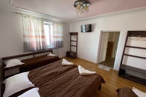 Мини-отель Family ЛюКс. Стандарт 4-местный  2