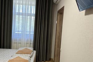 Отель Каприз. Стандарт 4-местный  7