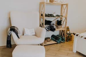 Гостиный двор Родинний Маєток Family Estate. Коттедж двухместный у каньона (К1), терраса, сауна, бассейн. 2