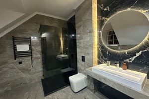 Отель У Доминикана. Полулюкс двухместный с балконом (2+1) 18