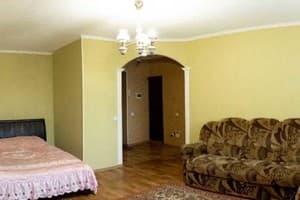 В центре на ул. Гагарина, 43 1